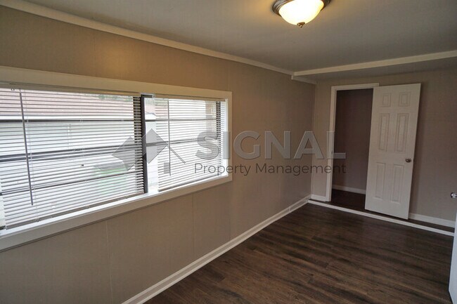 Building Photo - 7619 Henry Ellen Rd