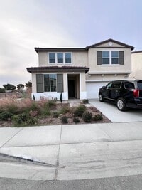 Building Photo - 762 S Sumac Ln
