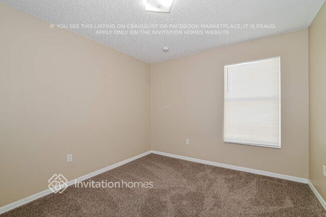 Building Photo - 654 Bluebill Ct