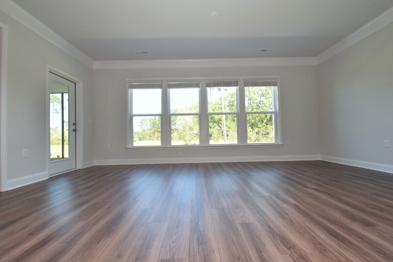 Building Photo - 727 Craddock Dr