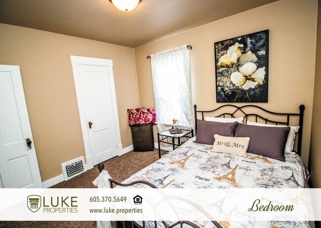 Building Photo - 803 S Main Ave