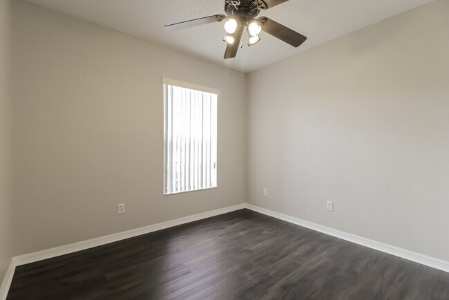 Building Photo - 618 Brooke Ct