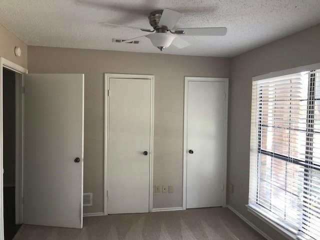 Building Photo - STELLAR HOME IN CROSS CREEK!
