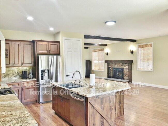 Building Photo - 38233 Augusta Dr