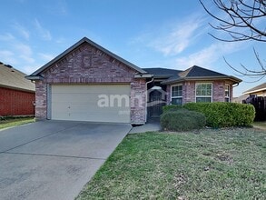 Building Photo - 1609 Country Hills