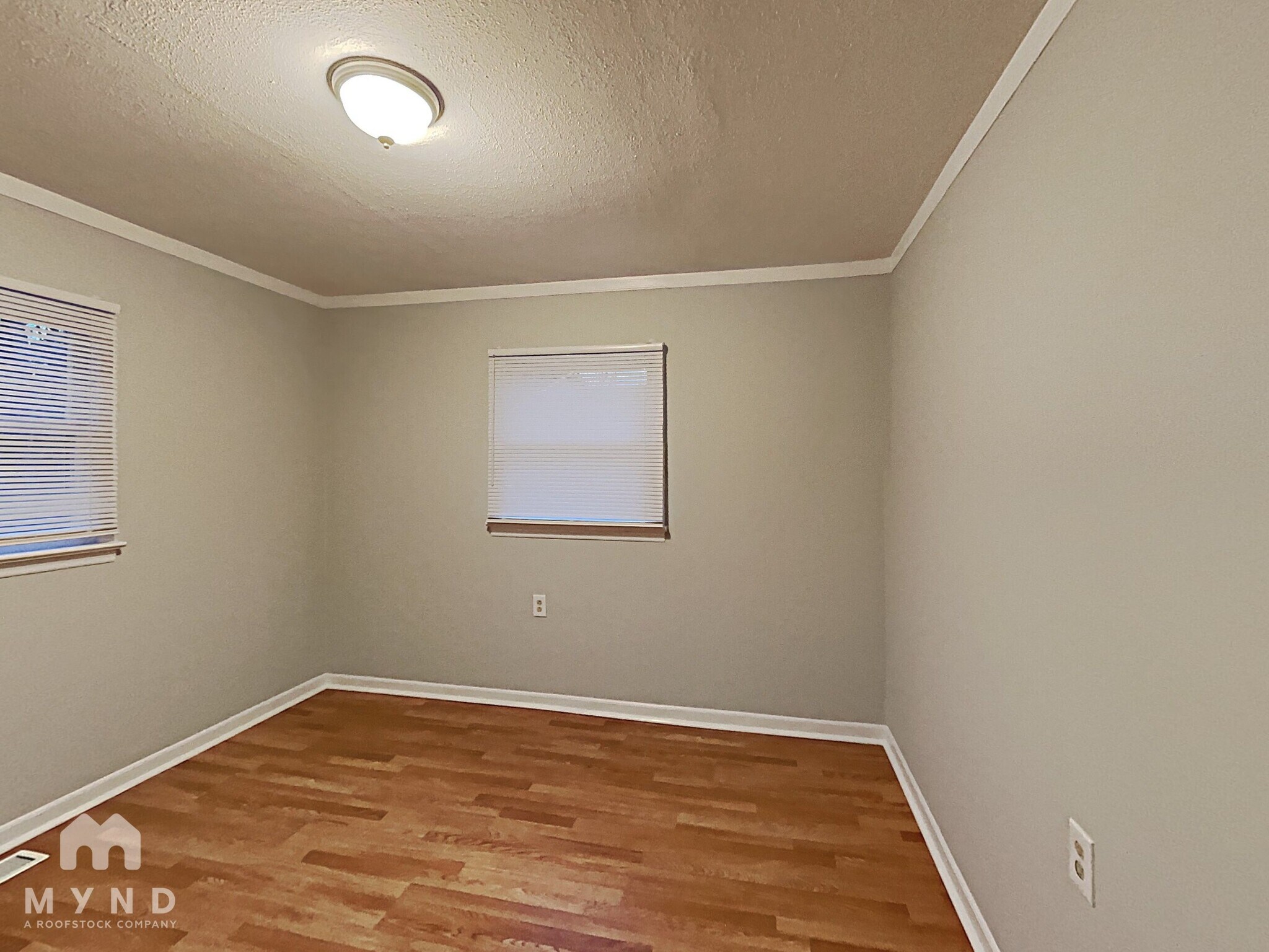 Building Photo - 2109 Dove Tree Ln