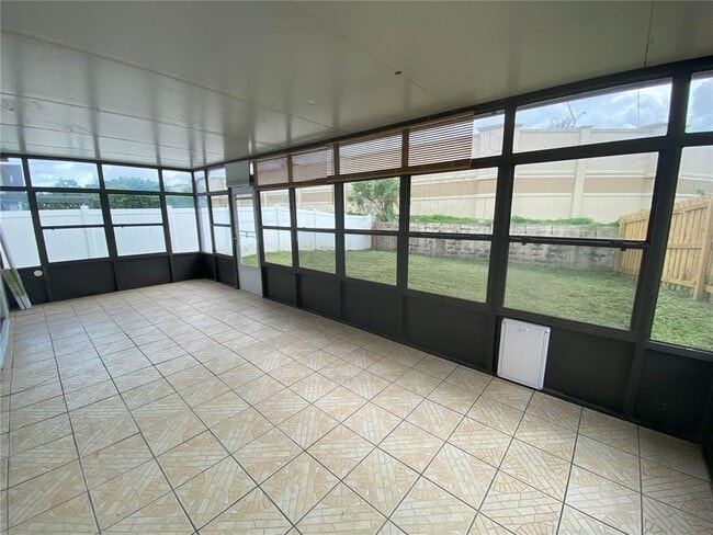 Building Photo - 368 Briar Bay Cir