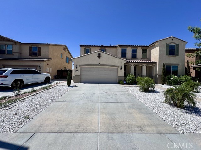 Building Photo - 1065 Regala St