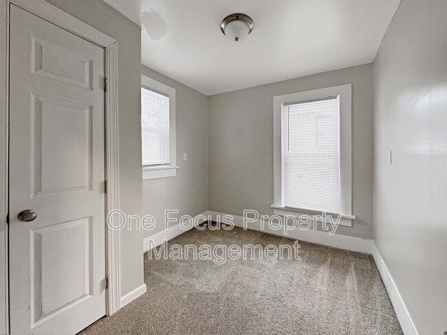 Building Photo - 471 West Fourth Street