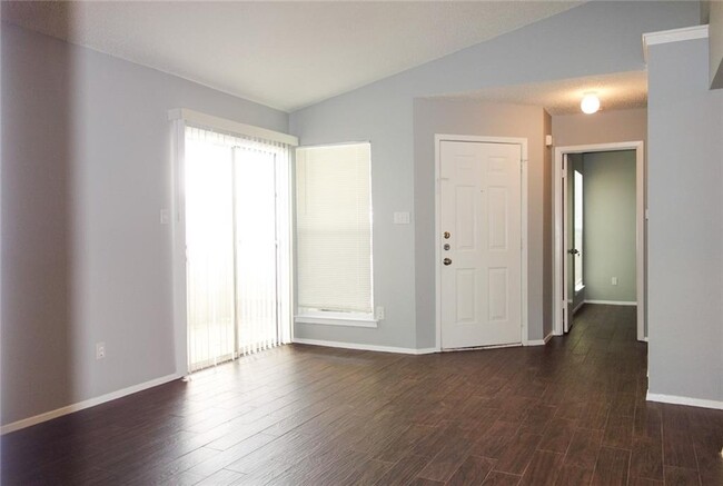Building Photo - 9714 Eastwend Dr