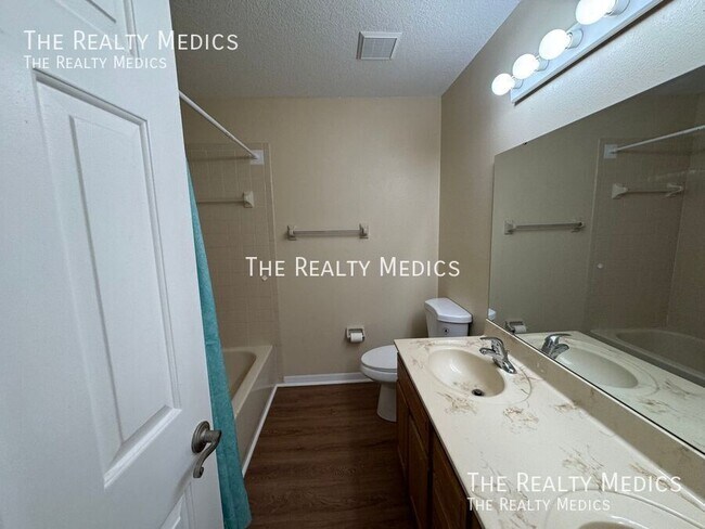 Building Photo - 20515 Macon Pkwy