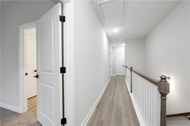 Building Photo - 1994 Main St NW