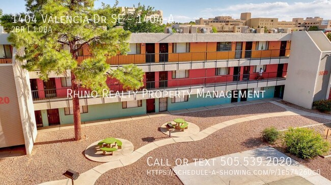 Building Photo - 1404 Valencia Dr SE