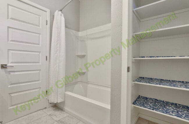 Building Photo - Beautiful 3-Bed/2-Bath Home in San Tan Valley’s The Parks Community.