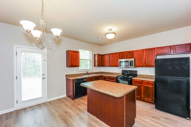 Building Photo - 263 Bandelier Cir