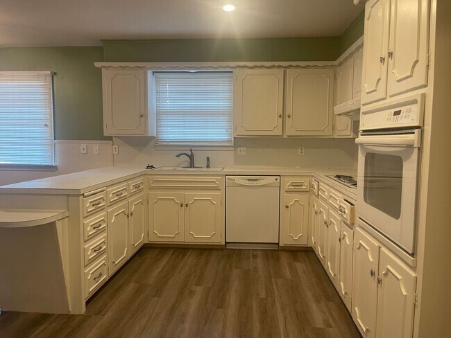 Building Photo - Wonderful House