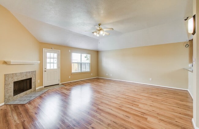 Building Photo - 5010 Brower Crest Dr