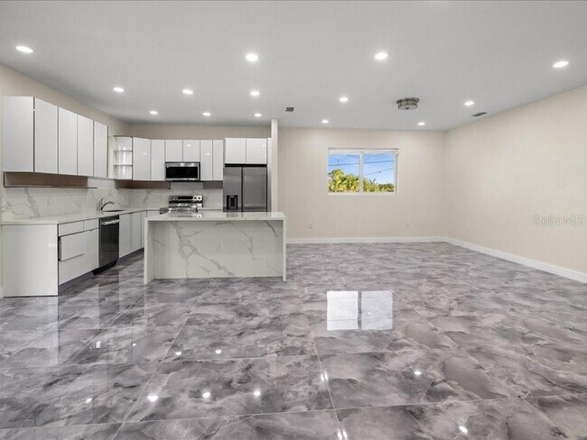 Building Photo - 14150 Appleton Blvd