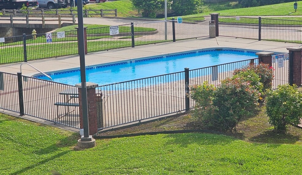 Interior Photo - Cedar Creek Village Apartments and Townhomes