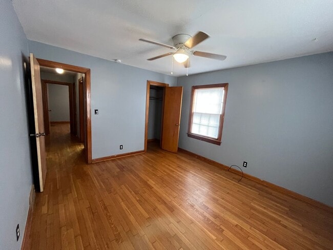 Building Photo - Updated 3 Bedroom Home across from MSU