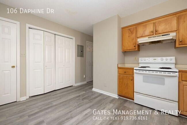 Building Photo - 106 Daphine Dr