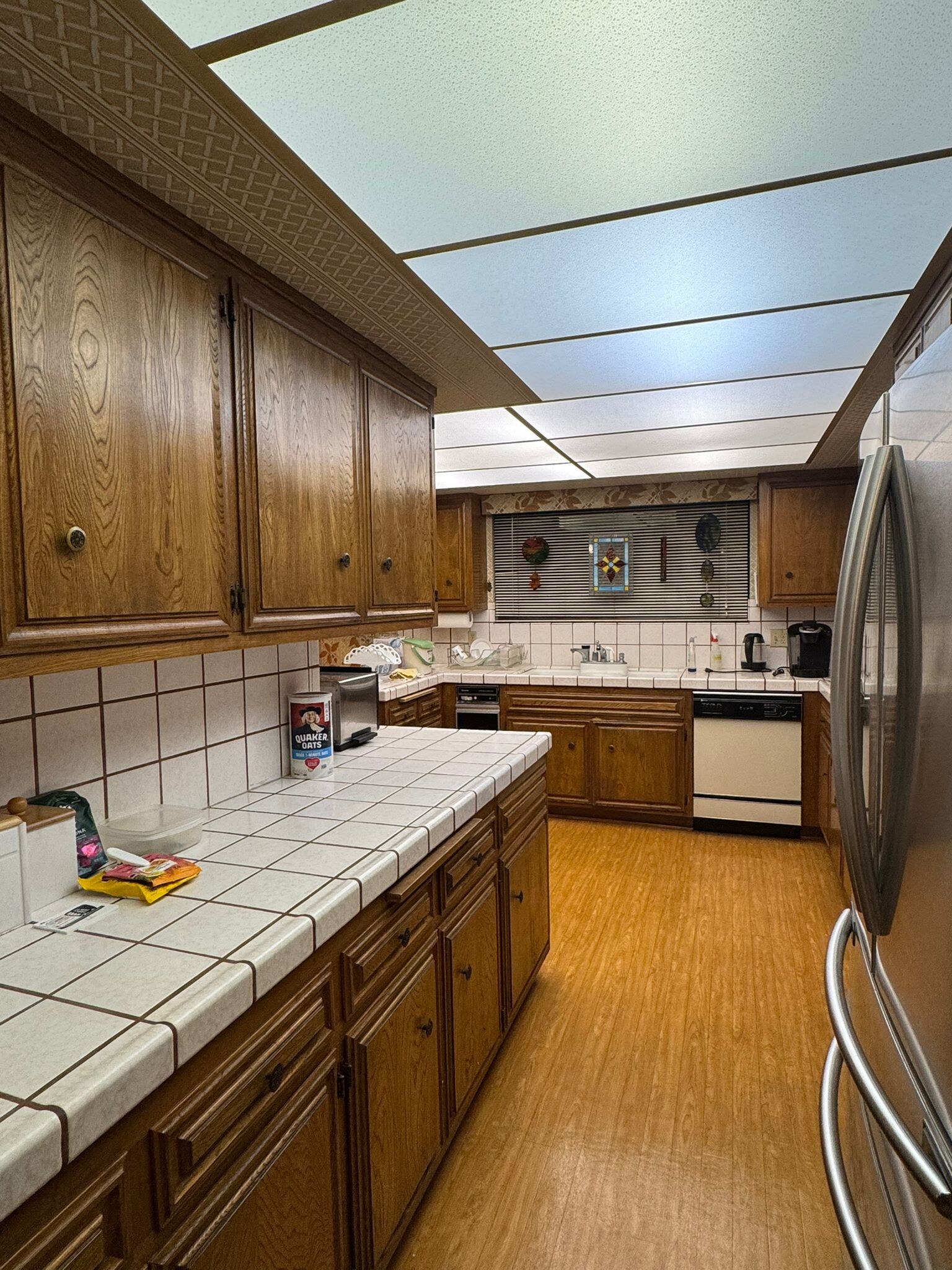 Kitchen - 6253 Warner Dr