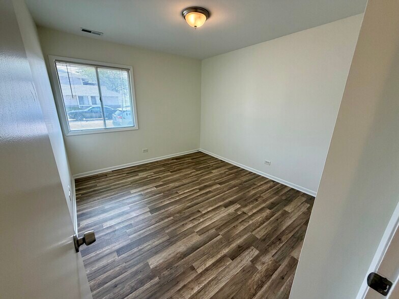 Bedroom 1 - 6026 Kit Carson Dr