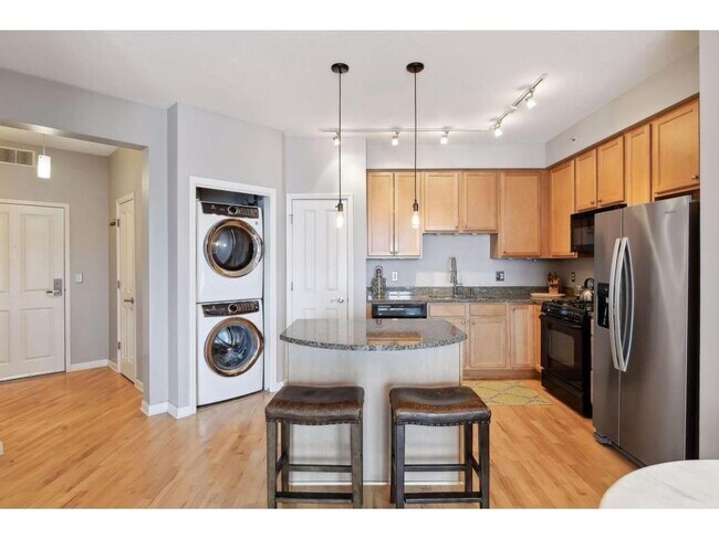 Building Photo - 500 E Grant St