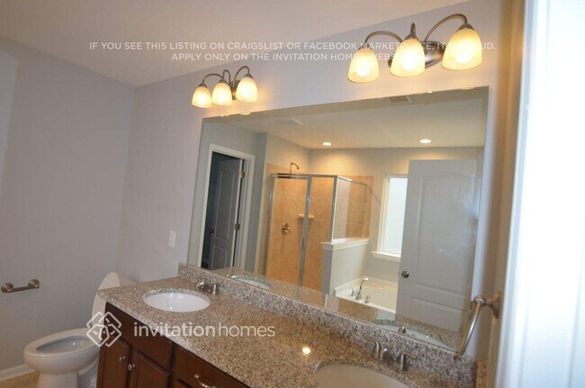 Building Photo - 10695 Sapphire Trail