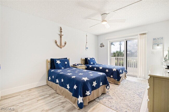 Building Photo - 25740 Hickory Blvd