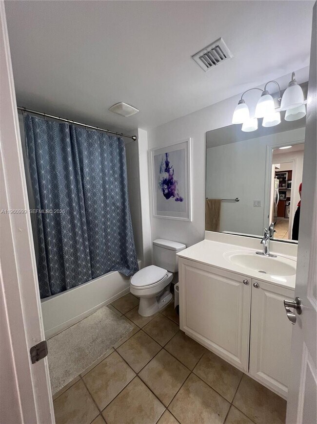 Building Photo - 888 Douglas Rd