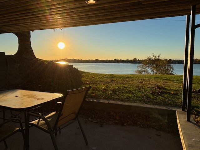 Patio view on the sunsets - 3312 W Lakeshore Dr