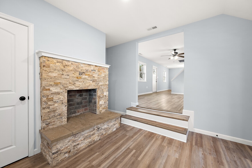 Building Photo - 1201 Tuscola Ave