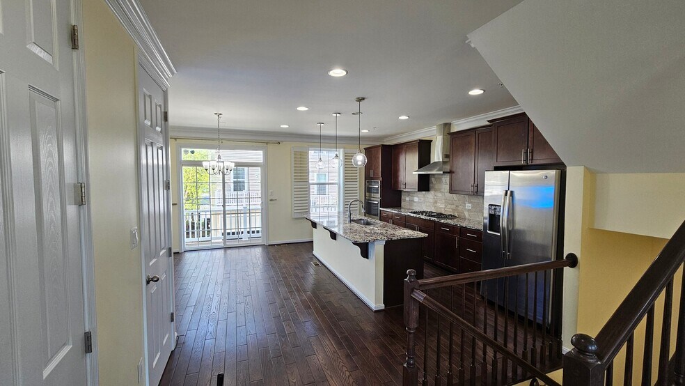 Building Photo - 7217 Barry Ln