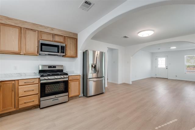 Building Photo - 2410 S Marsalis Ave