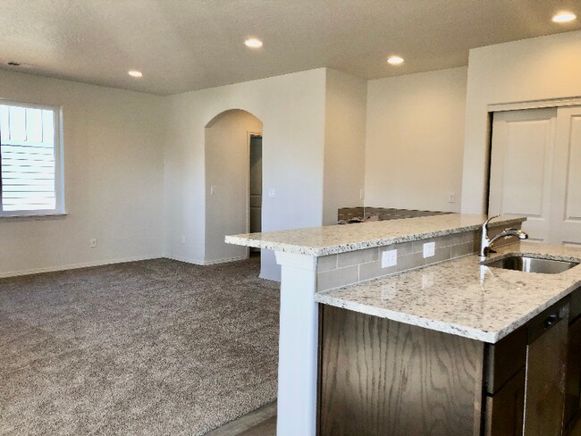 Building Photo - 2246 Streamside Wy