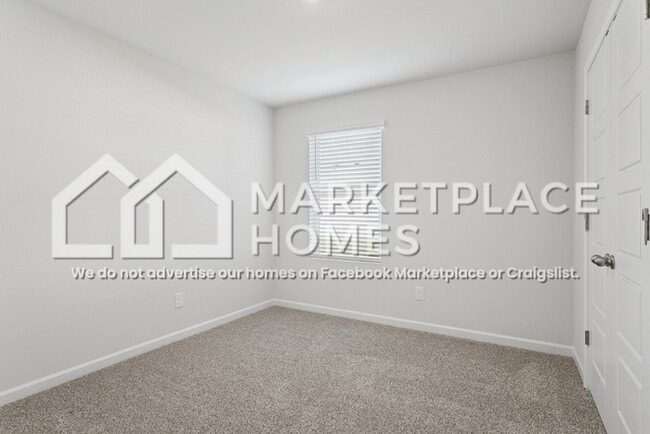 Building Photo - 25022 Ridge Ln