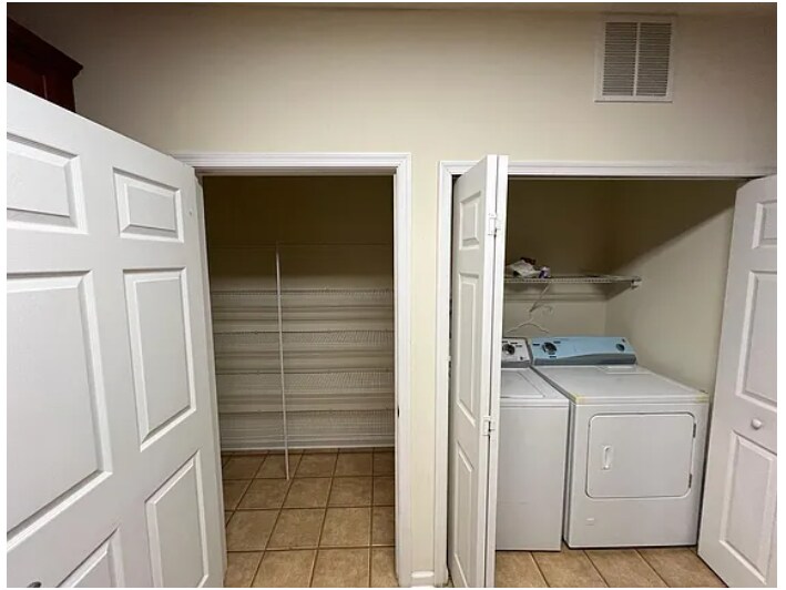 Building Photo - 1314 Sierra Dr