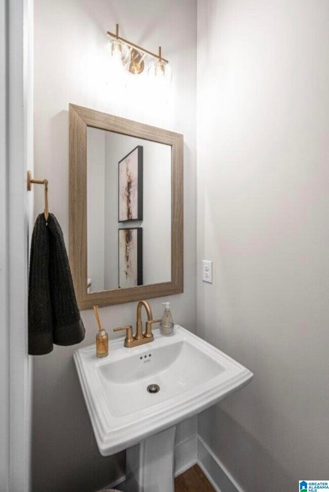 Building Photo - 4690 Everlee Pkwy