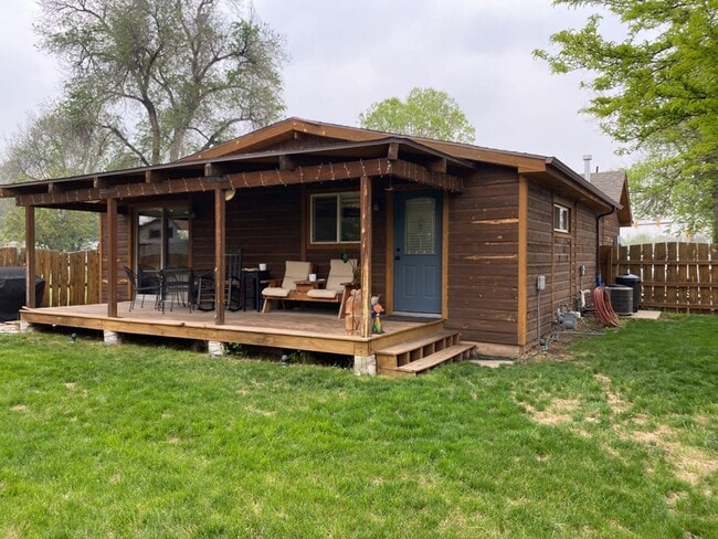 Building Photo - Updated Old Town 3 Bed 2 Bath Home w/ fenced yard and 1 car garage