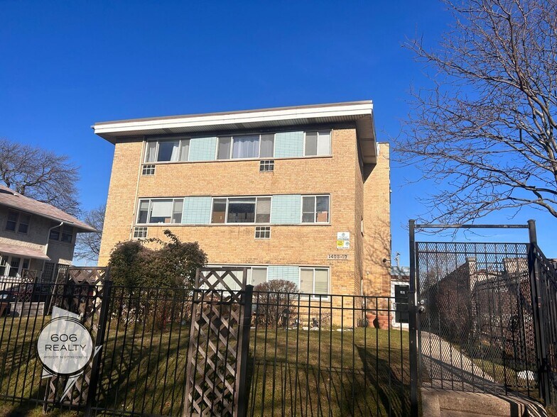 Primary Photo - 1410 W Juneway Terrace