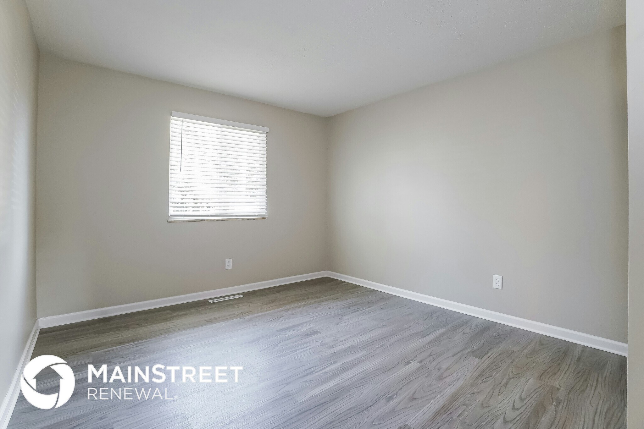 Building Photo - 524 Harland Dr