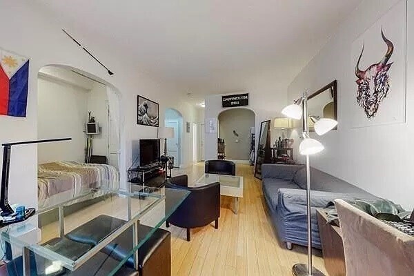 Building Photo - 228 Commonwealth Ave