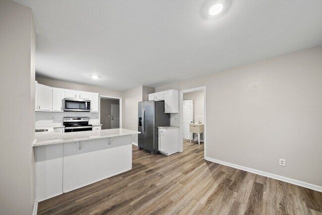 Building Photo - 201 Tonylee Ct