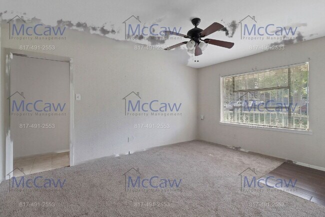 Building Photo - 425 Highcrest Dr