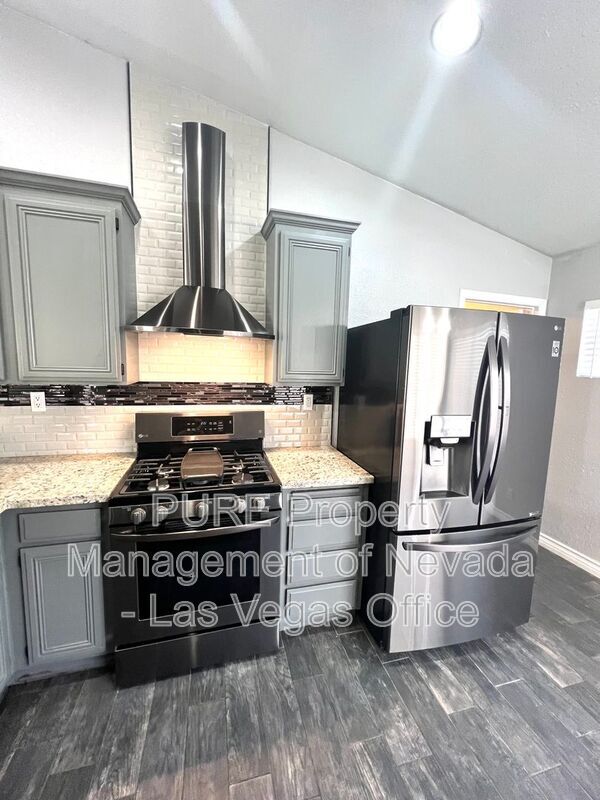 Building Photo - 1401 Healing Waters Ln