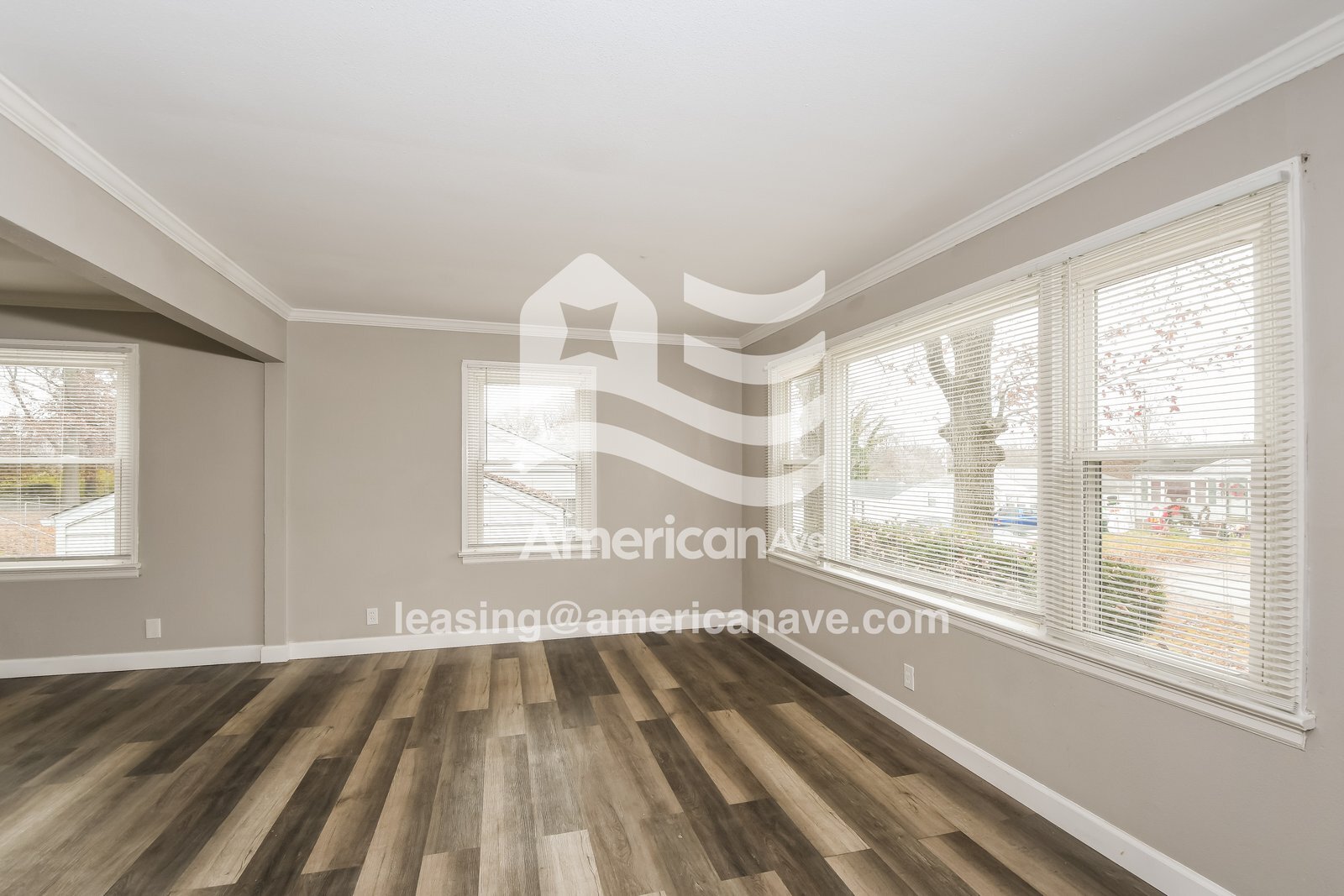 Building Photo - 1425 Akron Dr