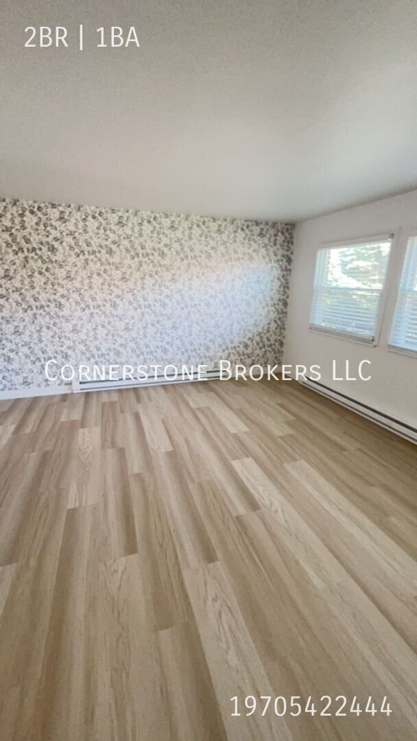 Building Photo - 1006 Ram Ave