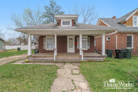 Building Photo - Charming 2-Bedroom, 1-Bath Basement Unit N...