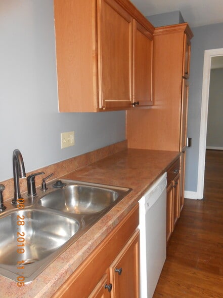 Building Photo - 1343 Ida Ave